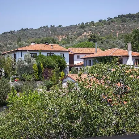 Zeytinbagi Guest house Gure